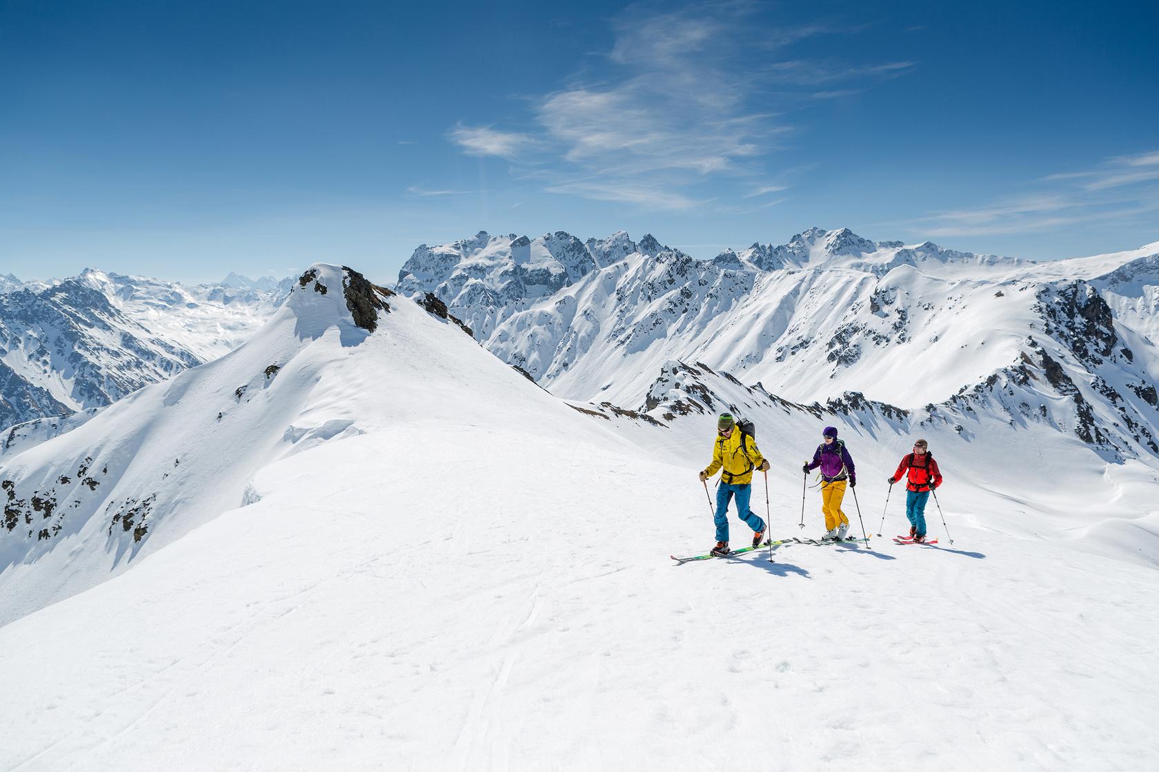 Gruppe während einer Skitour in Gargellen Tschagguns